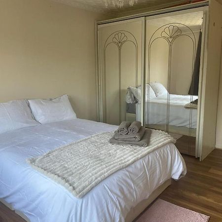 Single And Doubles Rooms Close To Central لندن المظهر الخارجي الصورة