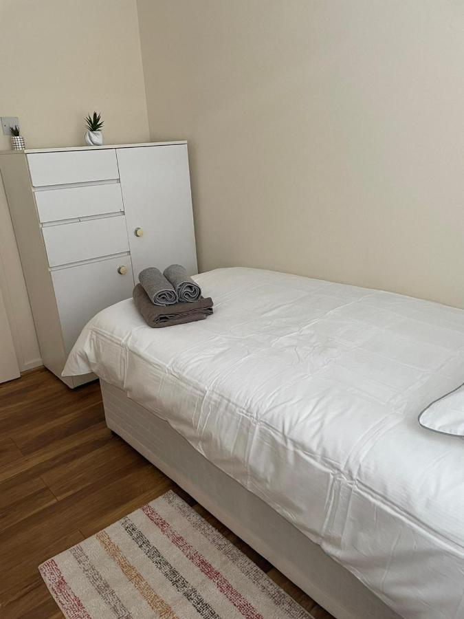 Single And Doubles Rooms Close To Central لندن المظهر الخارجي الصورة