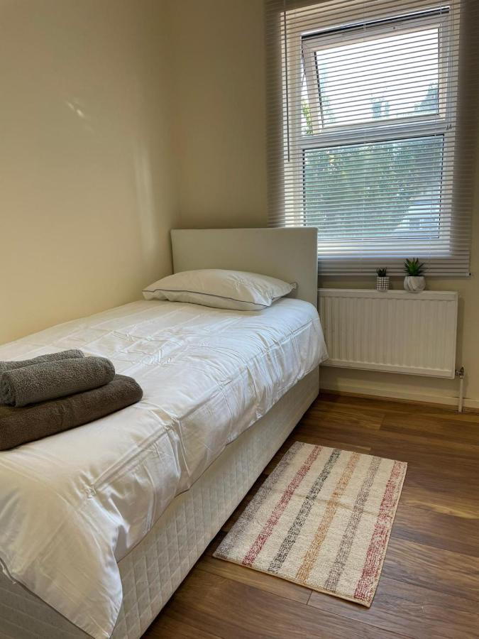 Single And Doubles Rooms Close To Central لندن المظهر الخارجي الصورة