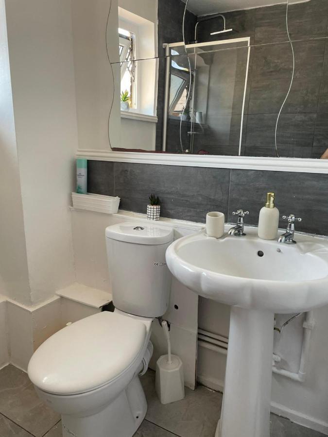 Single And Doubles Rooms Close To Central لندن المظهر الخارجي الصورة